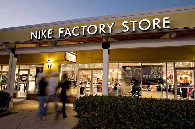 nike factory outlet west coast plaza
